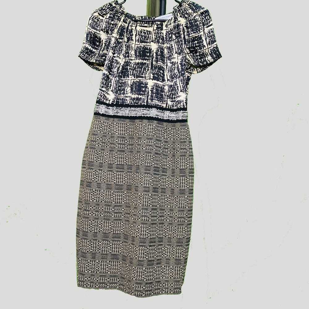 Carolina Herrera Monochrome Patterned Midi Dress